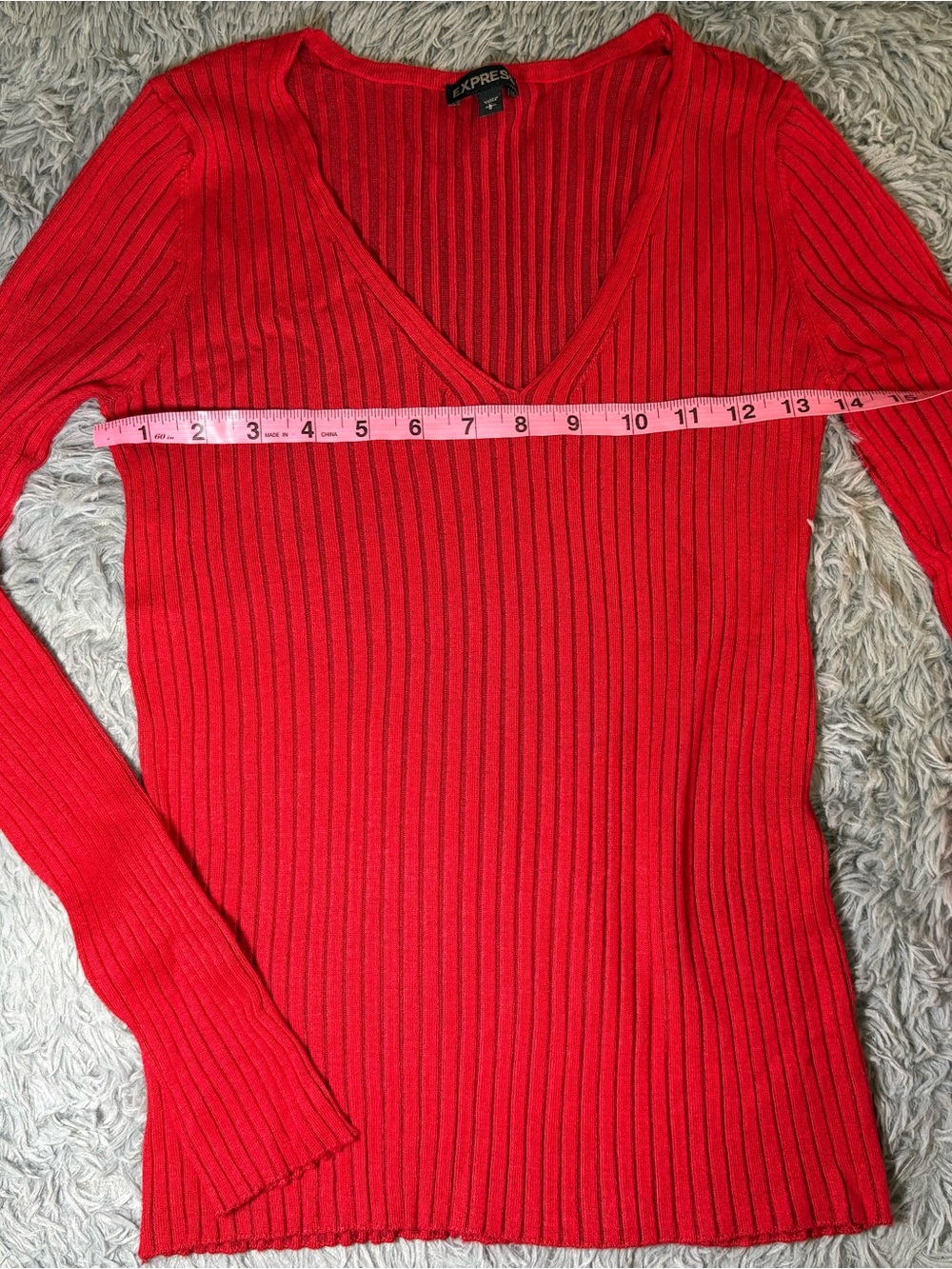 Express Red Ribbed V-Neck Sweater - Picture 3 of 6